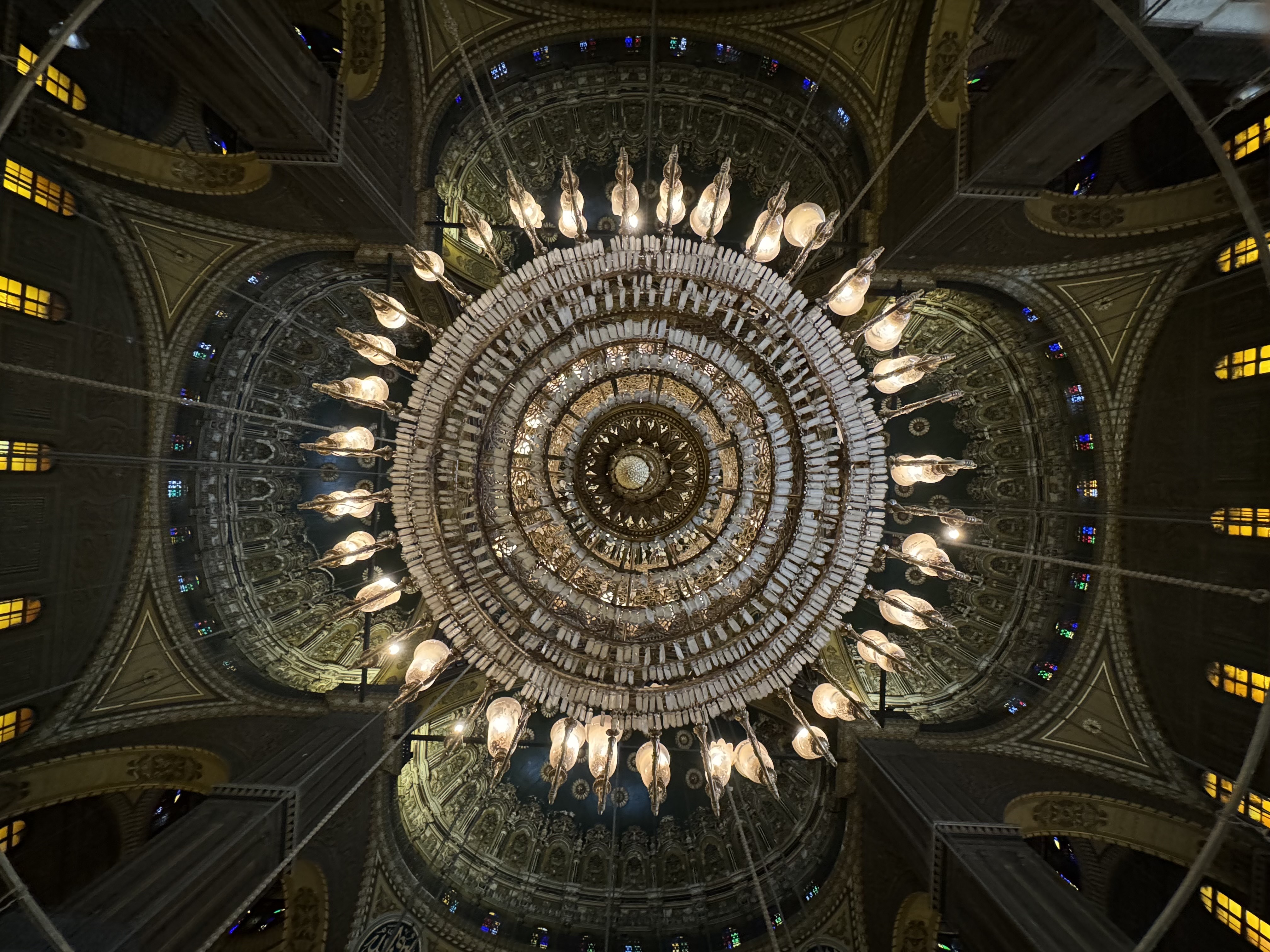 ムハンマド・アリー・モスクの中のシャンデリア